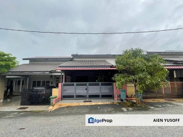 TERES TAMAN PSJ SG KARANG, KUANTAN UNTUK DIJUAL Partially Furnished + Extend + Porch Fully Tile