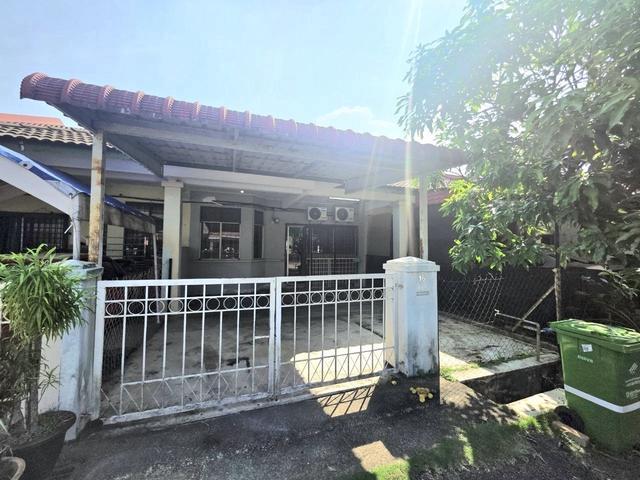 Teres CANTIK Taman Sepakat Permatang Badak Kuantan