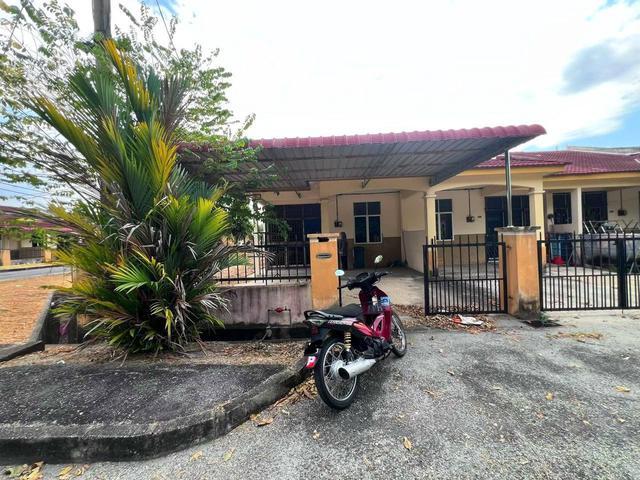Teres Corner Lot Berhampiran UiTM MRSM Merbok Renovated Dapur