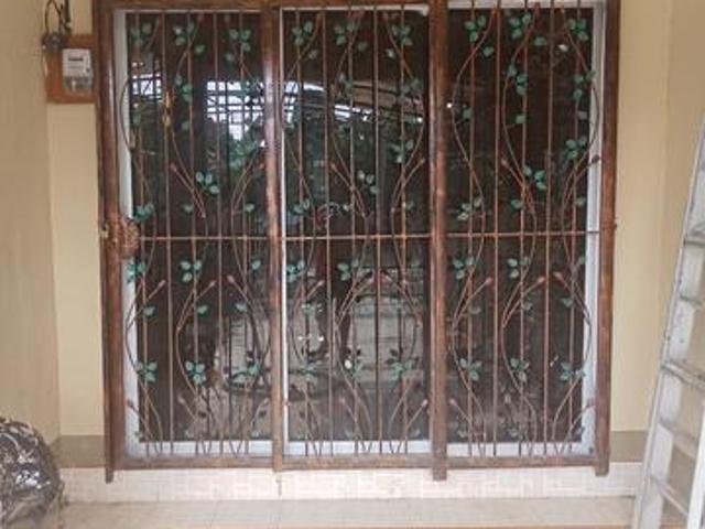 Teres Corner Lot Siap Renovation