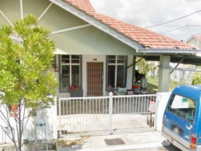 Teres cornerlot di Banggol indah Kemaman