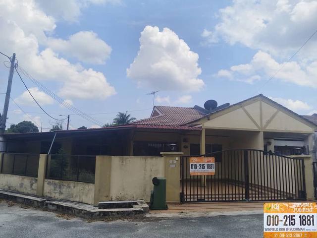 Teres cornerlot di Sungai Isap Jaya berhadapan Padang bola