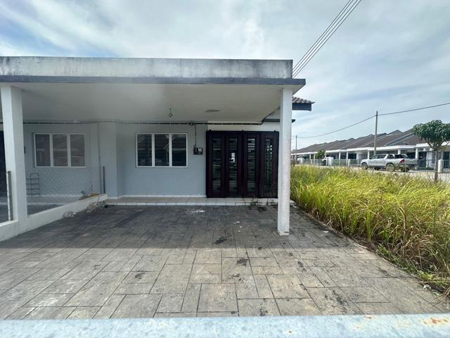 Teres Cornerlot di Resident Prima Gambang Baru 1