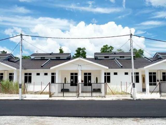 Teres Di Taman Bestari Tebing Tinggi Tanah Merah