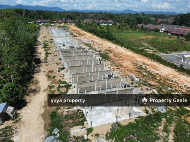 TERES DI JELATOK MAMPU MILIK BERDEKATAN BANDAR TANAH MERAH