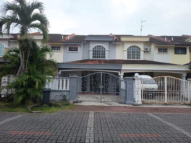 Teres Dua Tingkat Taman Sri Sentosa Pekan Nenas Freehold