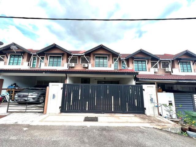 Teres Dua Tingkat Bandar damansara Kuantan