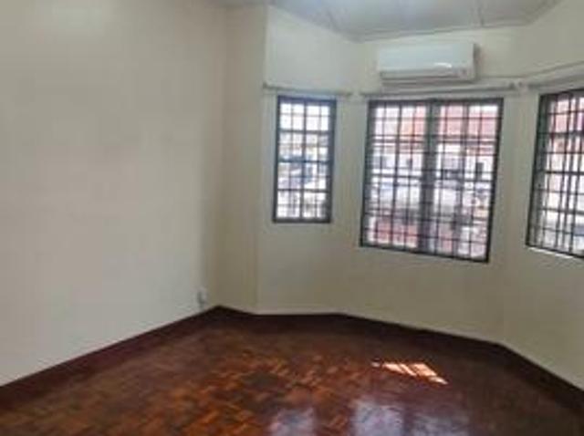Teres Dua tingkat Bangi Seksyen 4