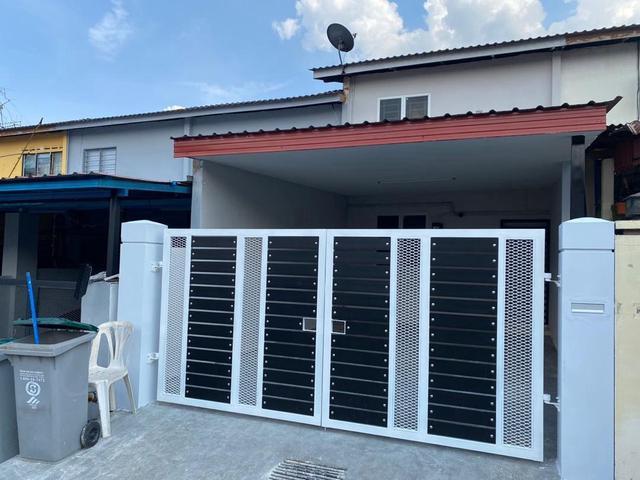 Teres Dua Tingkat Freehold International Lot Full Reno