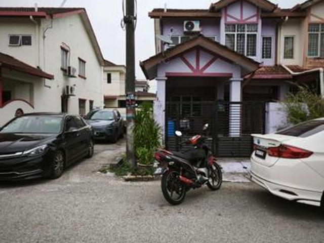 Teres Endlot Taman Mesra Klang For Sale