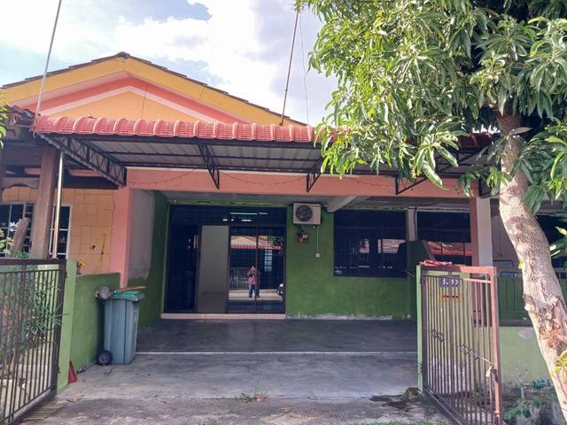 Teres medium cost Taman Lagenda Padang Serai
