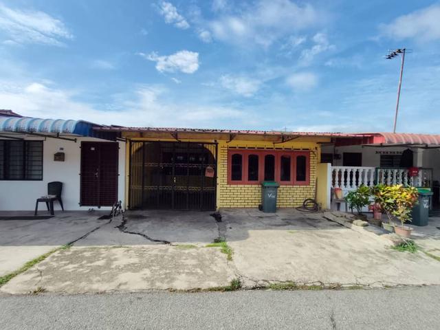 Teres MURAH Jalan Langgar Alor SetarDekat dgn Hosp Sultanah Bahiyah
