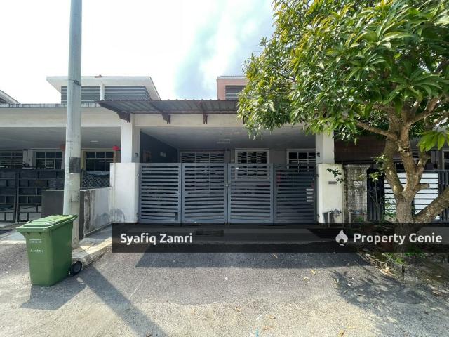 Teres Perumahan Padang Maju, Kg Padang Kuantan