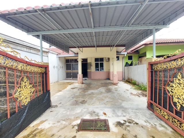 Teres Renovated Dapur di Taman Rakyat Gong Pasir Dungun