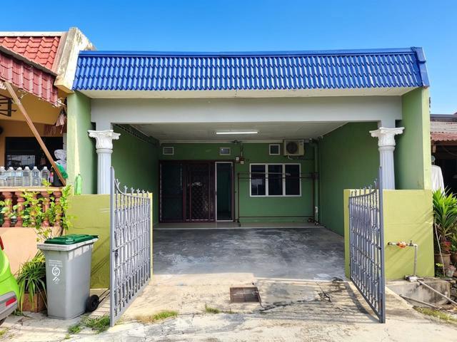 Teres Satu Tingkat Di Taman Desa Rhu Sikamat Untuk Dijual