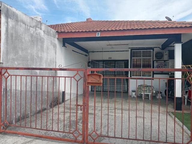 Teres Satu Tingkat Di Taman Intan Duyung Port Dickson