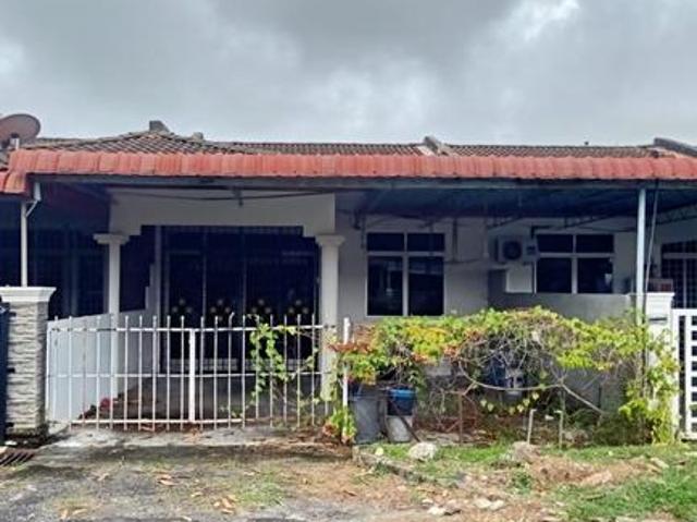 Teres Satu Tingkat Taman Teratai Kangar