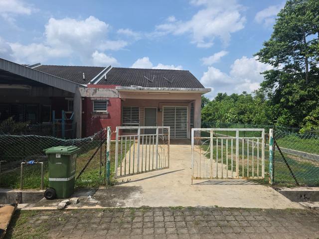 Teres Setingkat Corner Lot Taman Azalea 1 Kotasas Kuantan