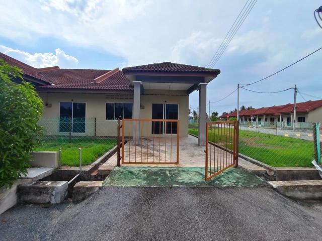 Teres setingkat corner lot dekat Pantai Sepat Kuantan