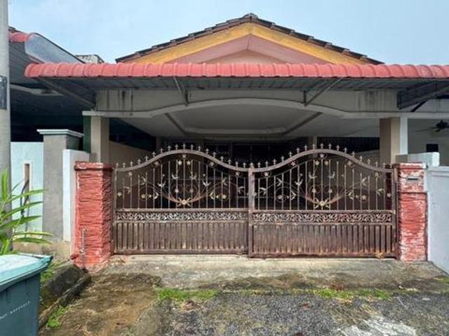Teres Setingkat Bandar Seri Astana Fasa ASg Petani untuk di jual