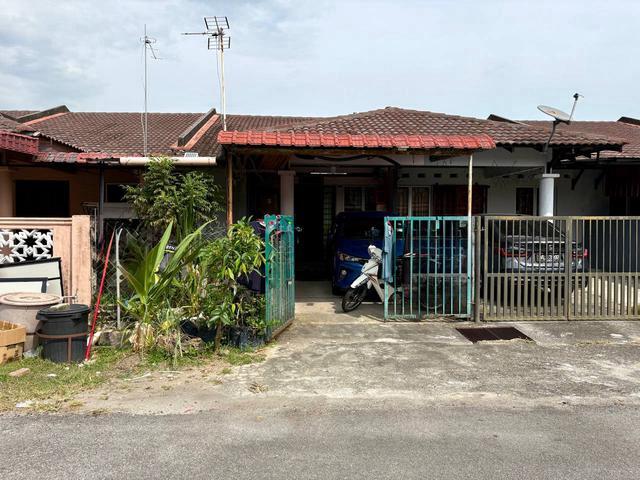 Teres Setingkat Bandar Tasik Kesuma Fasa 7