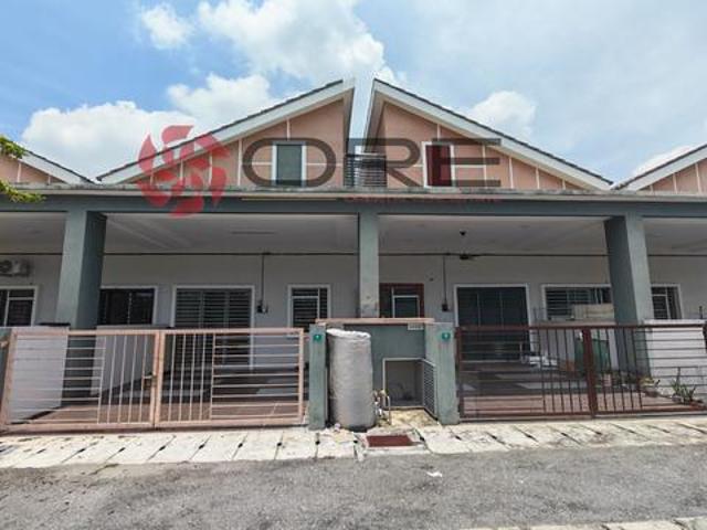 Teres Setingkat Depan Jalan Utama Kinding Flora Untuk Dijual