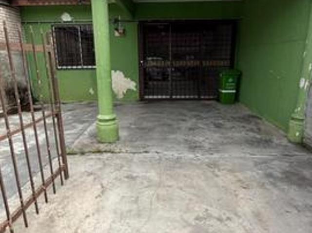 Teres Setingkat di Bandar Kuantan