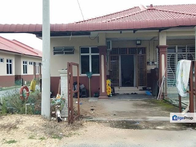 TERES SETINGKAT END LOT TAMAN TELONG BACHOK KELANTAN