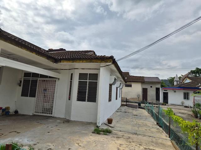 Teres Setingkat Freehold Taman Seruling Emas Sungai Bakap 1776 sqft