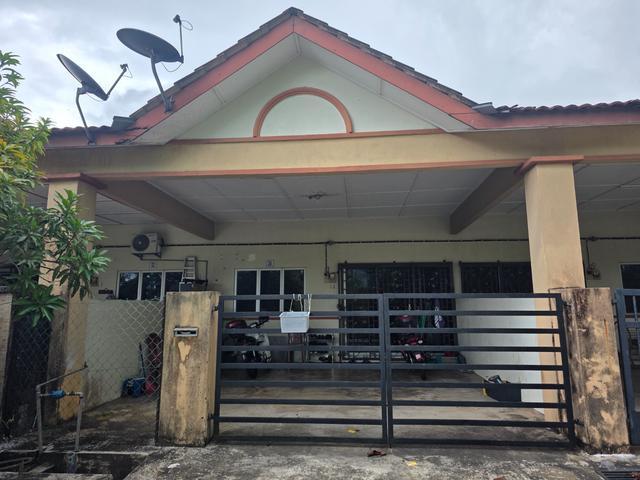 Teres setingkat indera mahkota 16 Freehold