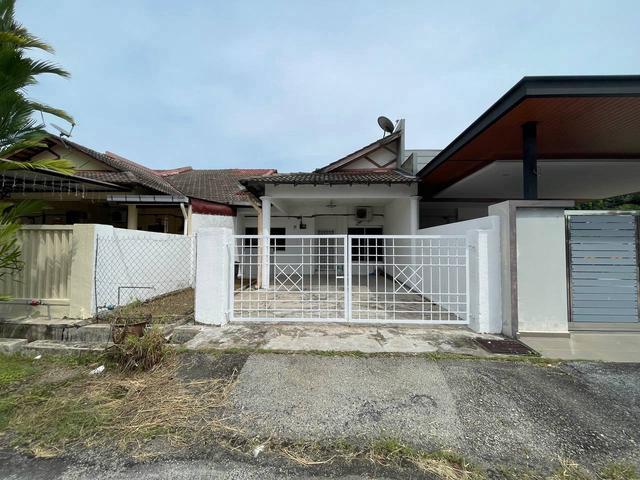 Teres Setingkat Indera Mahkota 8 Kuantan