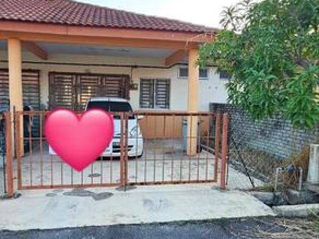 Teres Setingkat Rumah tiptop Taman Gambang Damai Kuantan