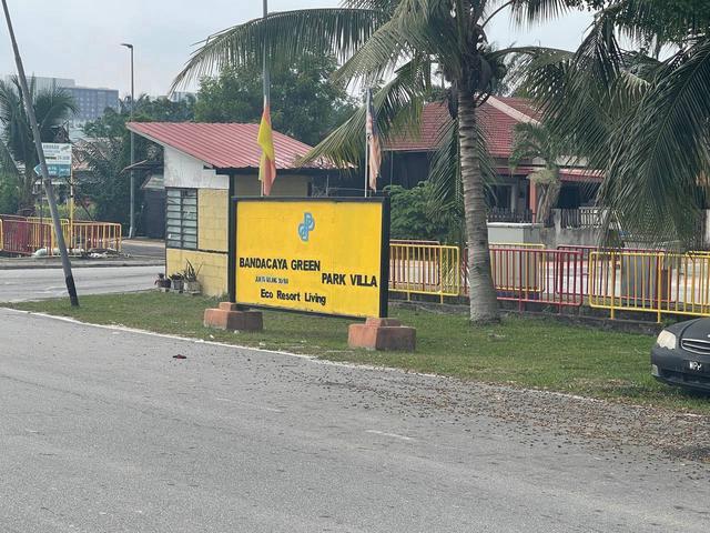 Teres Setingkat Taman Bandacaya Green Park Villa Sek 30 Shah Alam