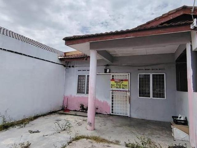 Teres setingkat Taman Banting Baru MURAH BELOW MARKET
