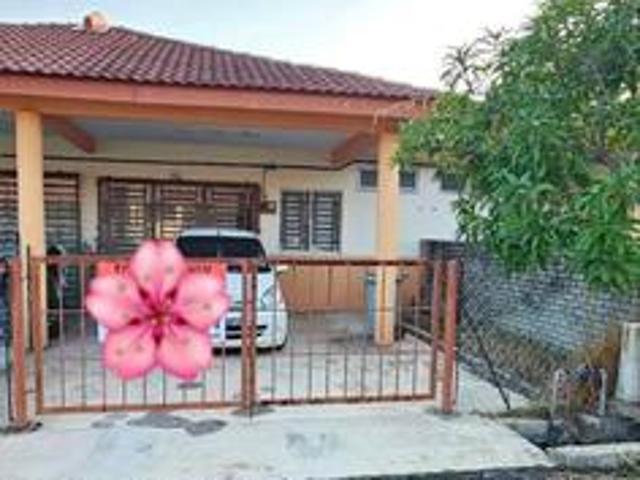 Teres Setingkat Taman Gambang Damai Kuantan