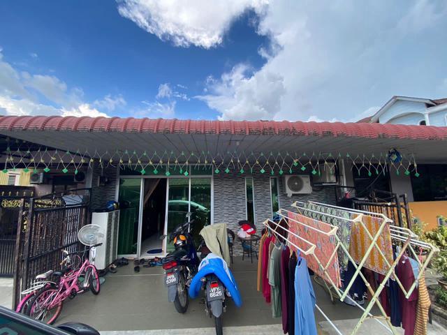 Teres Setingkat Taman Gamelan Sungai Bakap