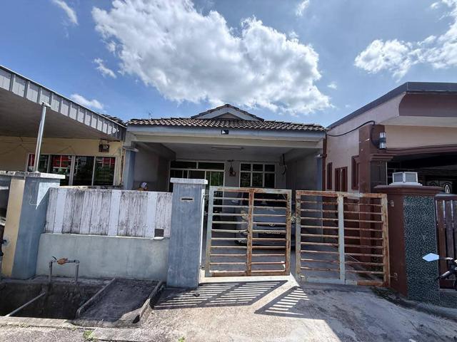 Teres Setingkat Taman Derga Perdana Alor Setar Kedah