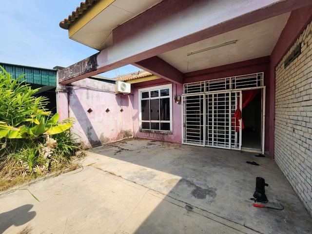 Teres Setingkat Taman Krubong Indah For Sale