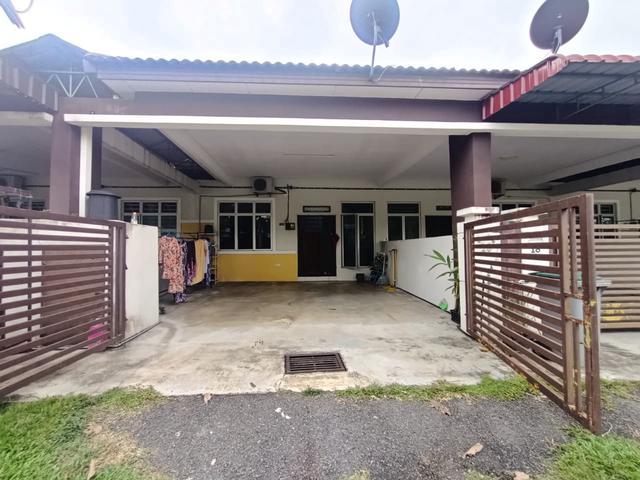 Teres Setingkat Taman Melati Indah Batu Kikir Kuala Pilah