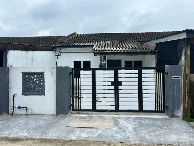 TERES SETINGKAT TAMAN SERI MAHKOTA BATU 12 Kuantan
