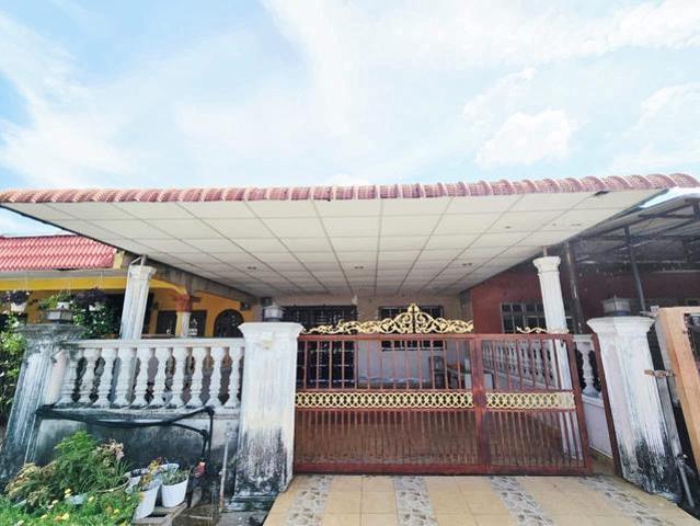 Teres Setingkat Taman Sri Mergong