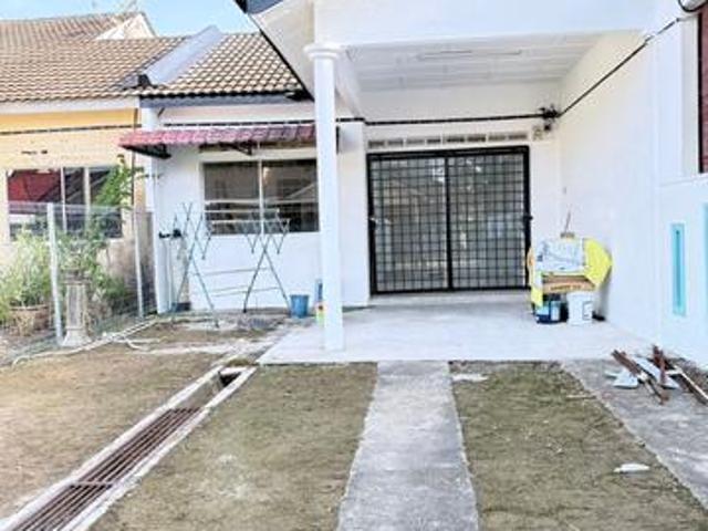 Teres Setingkat Taman Sri JayaGong PauhKemaman