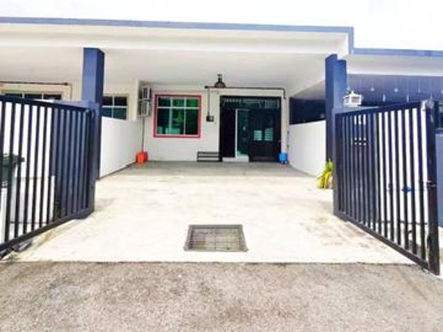 Teres Setingkat Taman Padang Indah 1 Homestay Fullly Furnished
