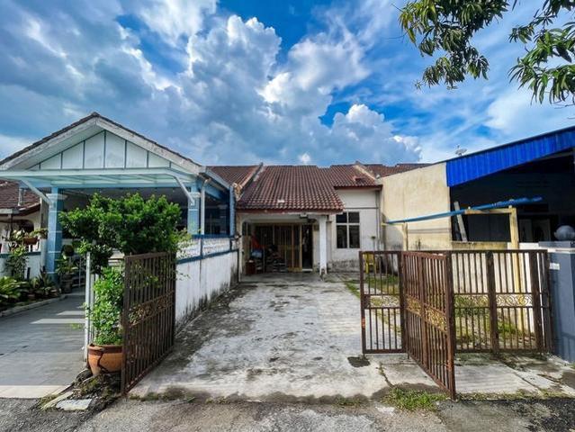 Teres Setingkat Tanah Luas Taman Wira Indah Lubuk China Melaka