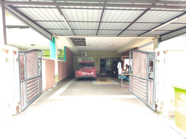 TERES SETINGKAT UNTUK DIJUAL Taman Sungai Darat Kuantan