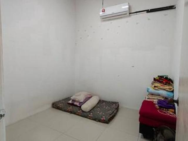 Teres StingkatTaman Icon Bandar Kuantan Putri Sg Soi Kuantan