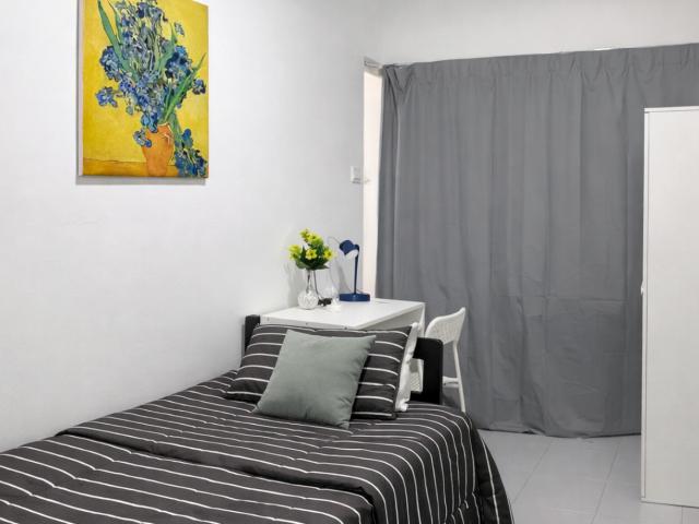 Teresa Ville D4, Condominium