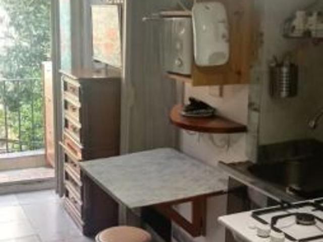 TERMINI MONOLOCALE CON BALCONE