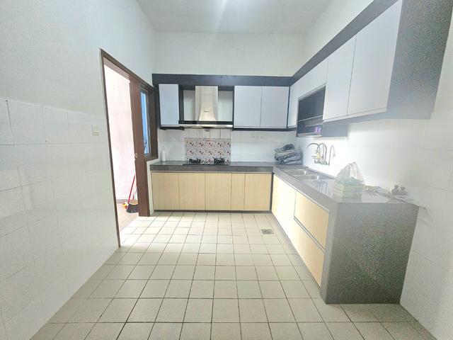 TERMURAH2 PARKINGEmbun Residence Puncak Saujana Kajang Level 4