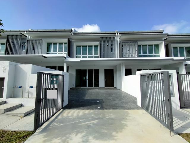 TERMURAH 2 Storey Serenia ADIVA BELOW MARKET Serenia City Sepang